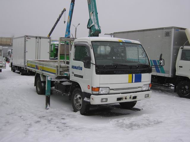 1997 Nissan Diesel Photos