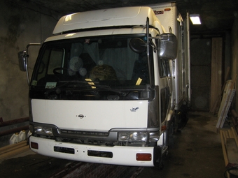 1998 Nissan Diesel