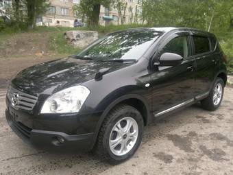 2010 Nissan Dualis Photos