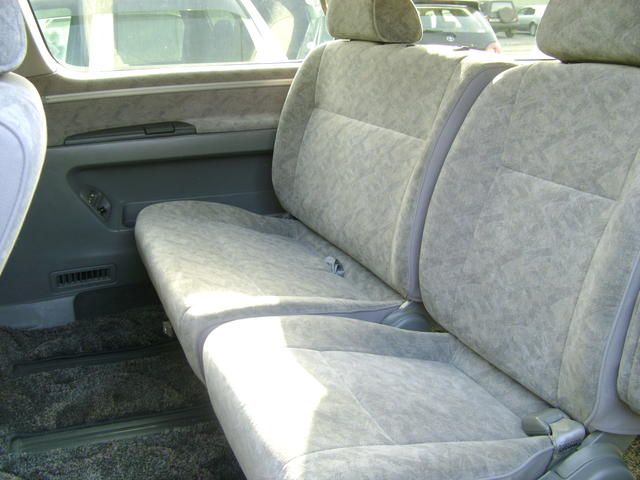 1997 Nissan Elgrand