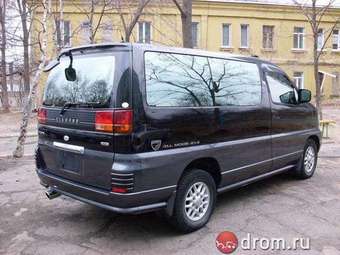 Nissan Elgrand