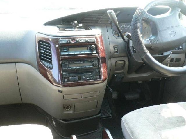 1997 Nissan Elgrand