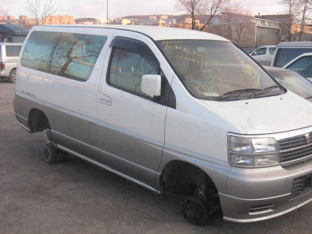 1997 Nissan Elgrand