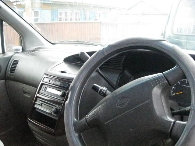 1997 Nissan Elgrand