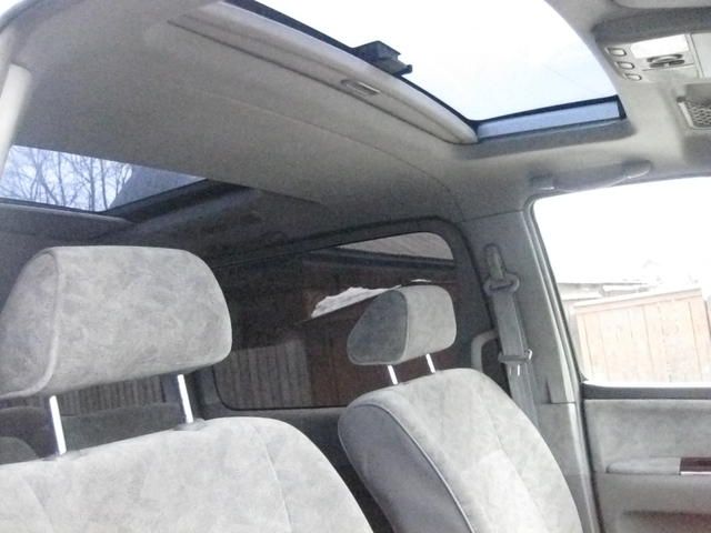 1997 Nissan Elgrand