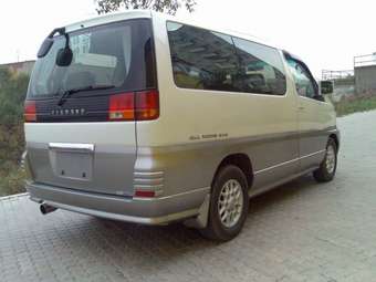 1997 Elgrand