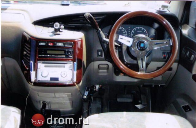 1997 Nissan Elgrand
