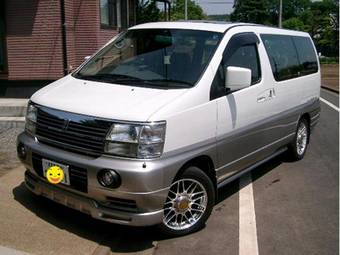 1997 Nissan Elgrand Photos