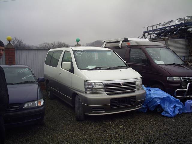 1998 Nissan Elgrand