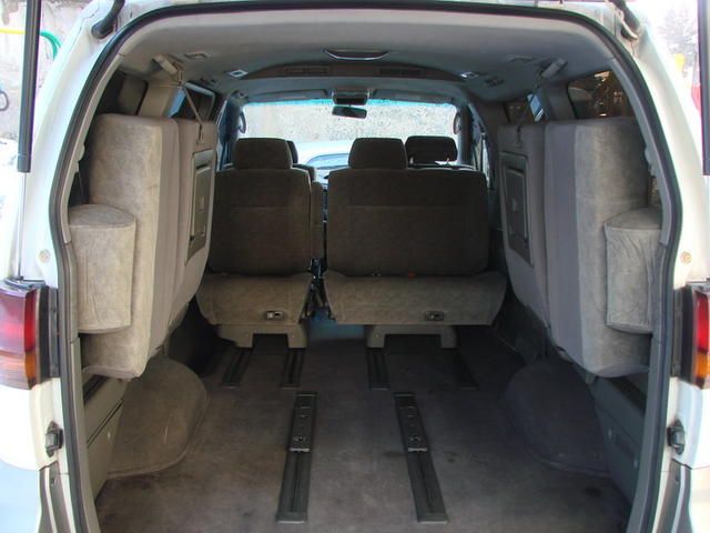 1998 Nissan Elgrand