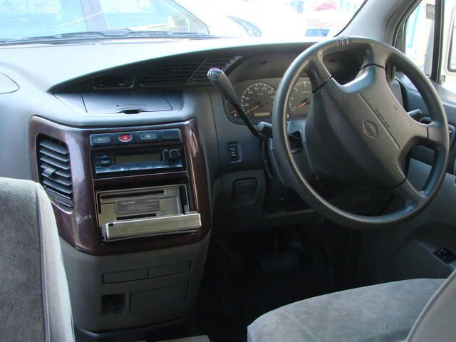 1998 Nissan Elgrand