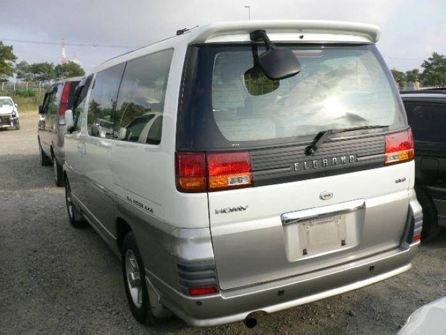 1998 Nissan Elgrand