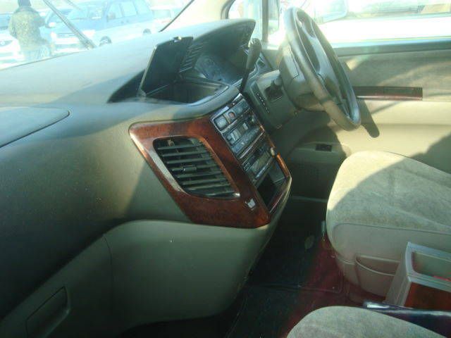 1998 Nissan Elgrand