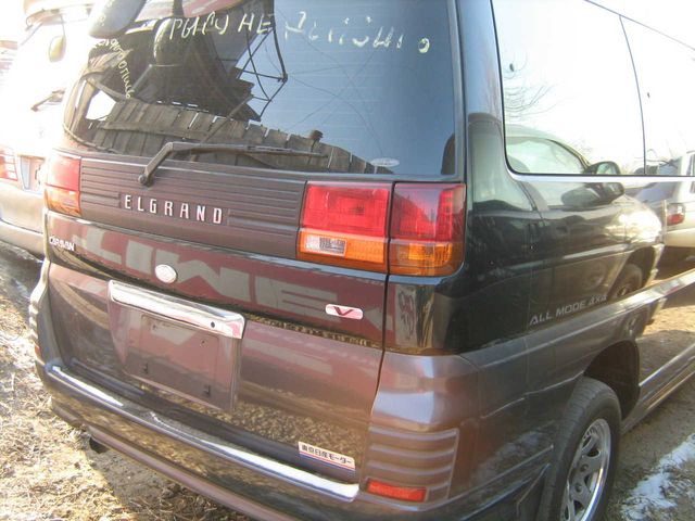 1998 Nissan Elgrand