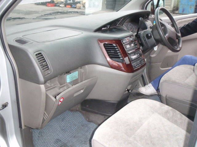 1998 Nissan Elgrand
