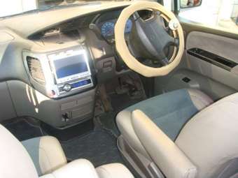 1998 Elgrand