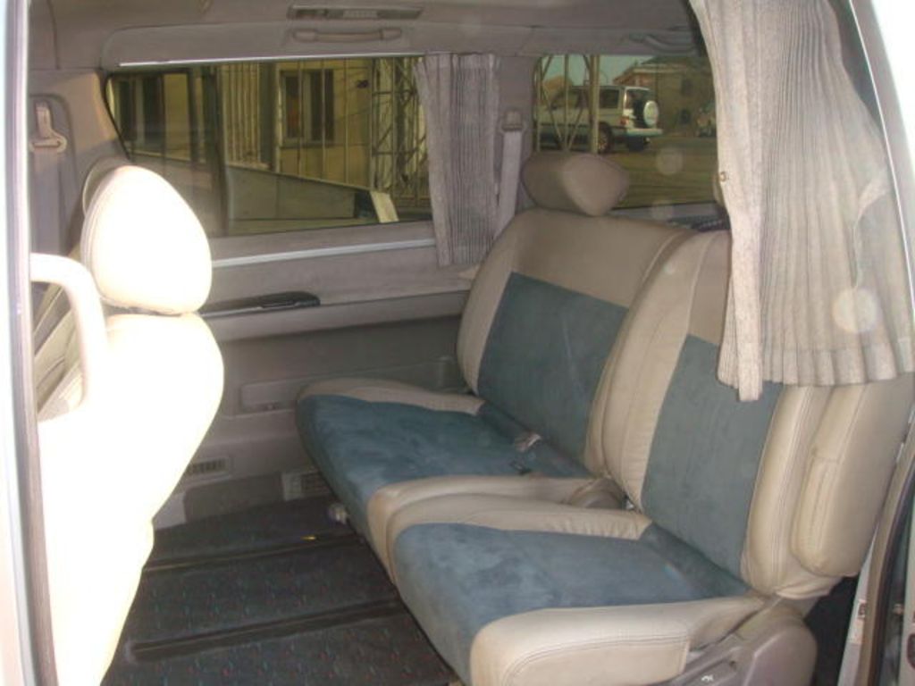 1998 Nissan Elgrand