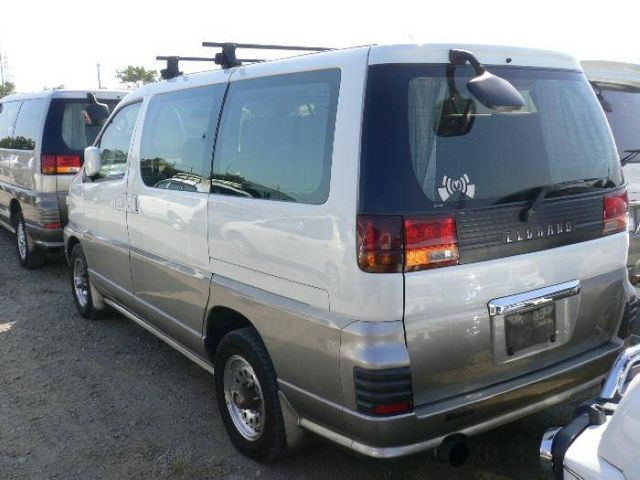 1998 Nissan Elgrand