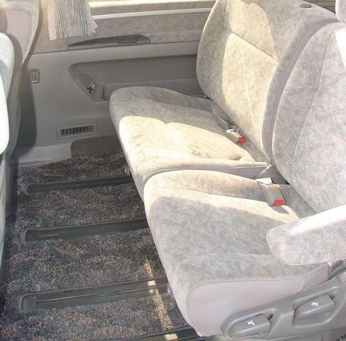 1998 Nissan Elgrand