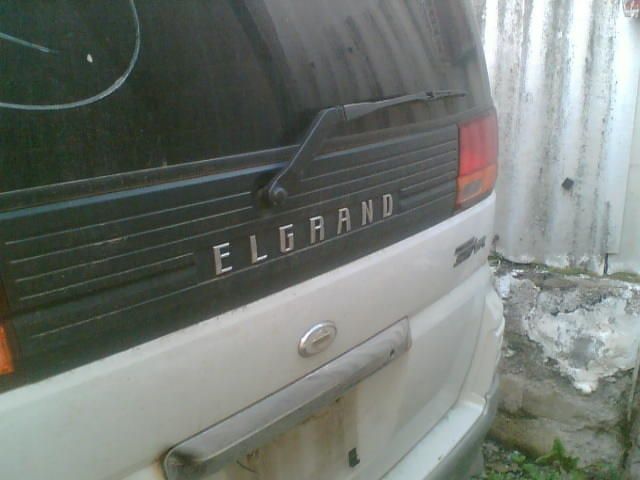 1998 Nissan Elgrand