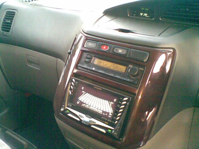 1998 Nissan Elgrand