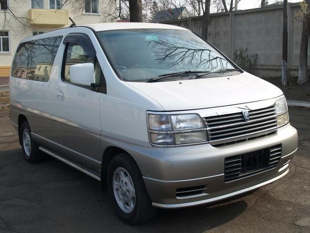 1998 Nissan Elgrand