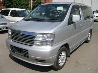 1998 Nissan Elgrand Photos