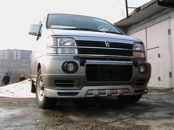 1998 Nissan Elgrand Pictures