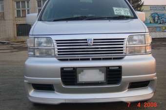 1998 Nissan Elgrand Pictures