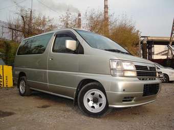 1998 Nissan Elgrand Pics