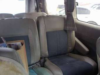 1998 Nissan Elgrand Pictures