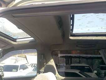 1998 Nissan Elgrand Pictures