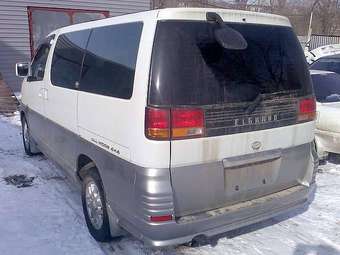 1998 Nissan Elgrand Pictures