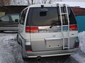 1998 Nissan Elgrand Pictures