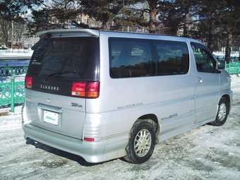 1998 Nissan Elgrand Pictures