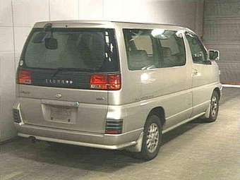 1998 Nissan Elgrand Photos