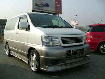 1998 Nissan Elgrand Pictures