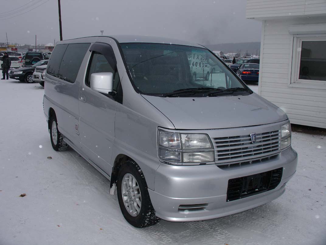 1999 Nissan Elgrand