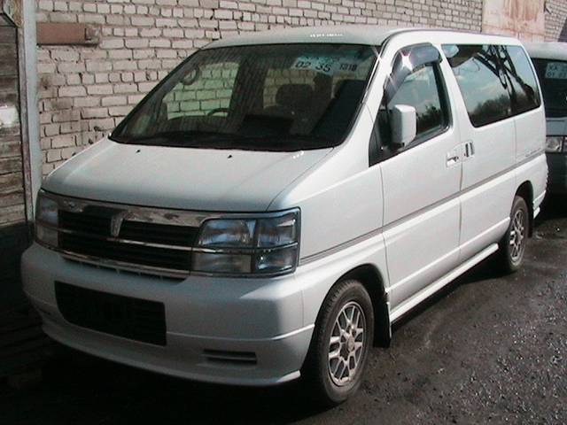 1999 Nissan Elgrand