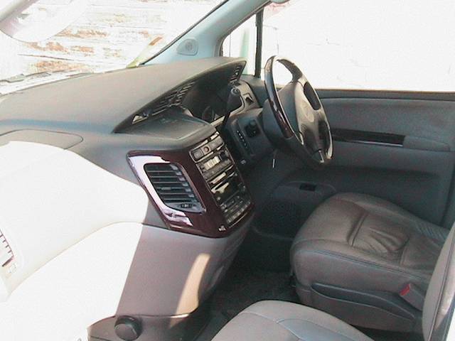 1999 Nissan Elgrand