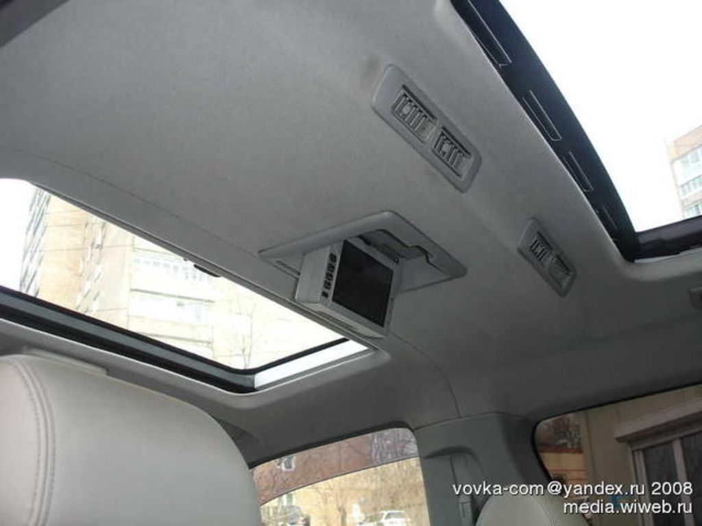 1999 Nissan Elgrand