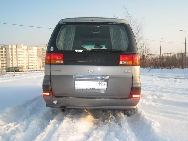 1999 Nissan Elgrand