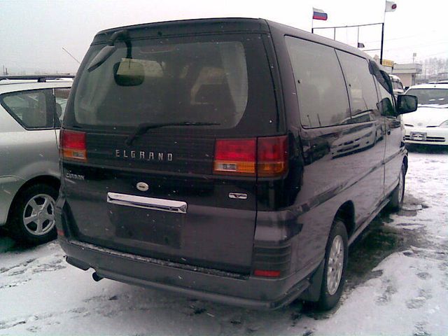 1999 Nissan Elgrand