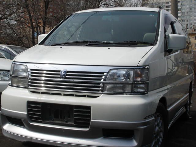 1999 Nissan Elgrand