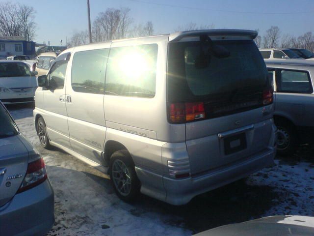 1999 Nissan Elgrand