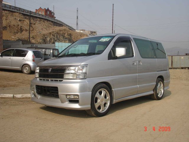 1999 Nissan Elgrand