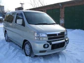 1999 Nissan Elgrand Photos