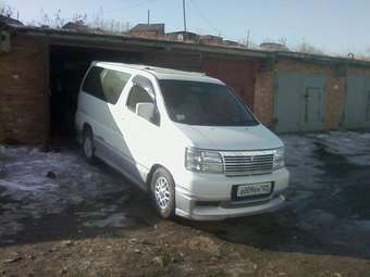 1999 Nissan Elgrand Pictures