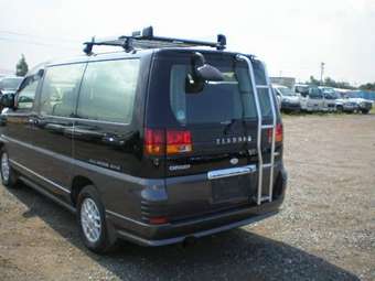 1999 Nissan Elgrand Wallpapers