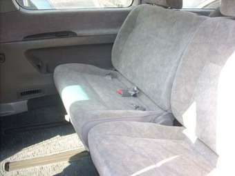 1999 Nissan Elgrand Pics